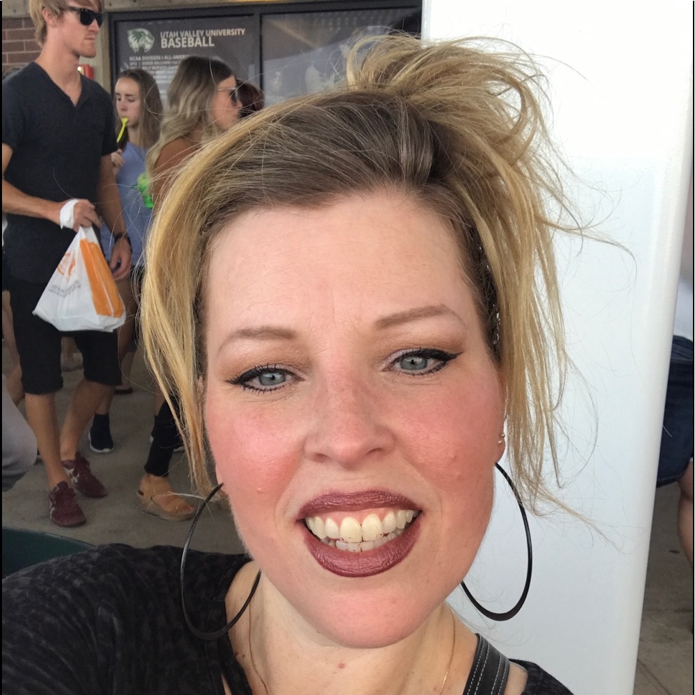 Meet your Posher, Britt